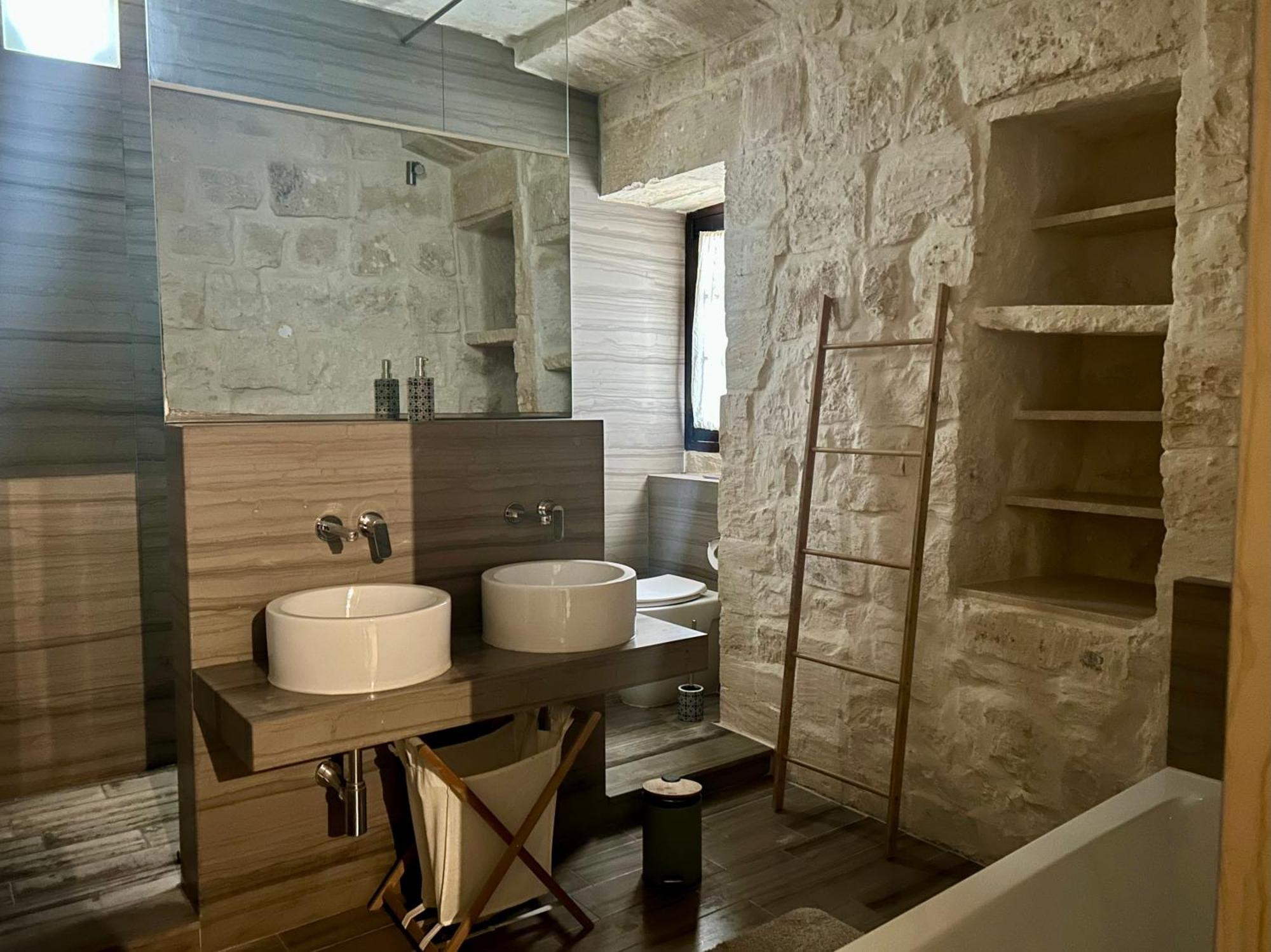 Traditional House Of Character With Terrace - Central, Cozy & Calm Διαμέρισμα Μπιρκιρκάρα Εξωτερικό φωτογραφία